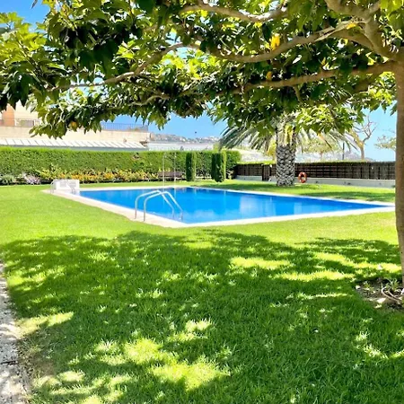 Apartment Milenial Marinapark - A Pie De Playa Con Piscina Y Parking